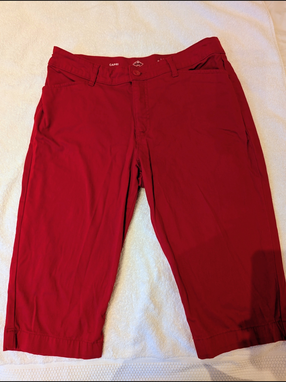 St. John's Bay Cotton Capri Pants 14 Petite Tomato Girl Pop of Red Chino